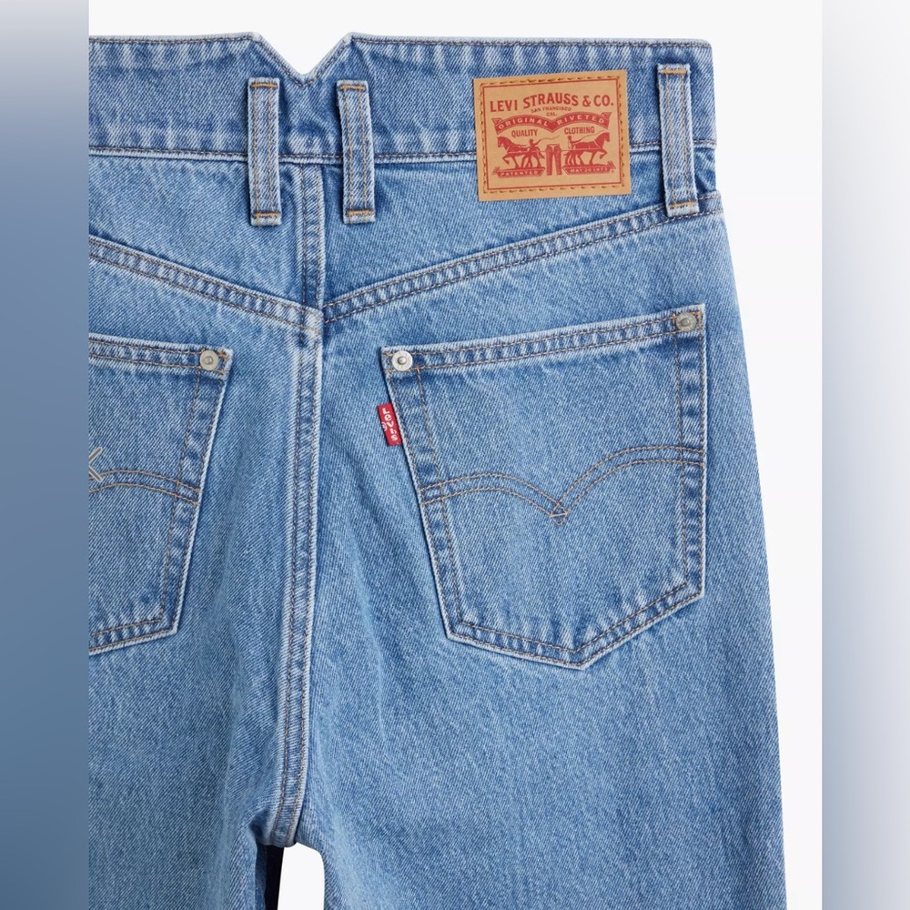 Levi's Notch Mom Jeans